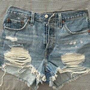 Levi’s 501 cutoff shorts size 28